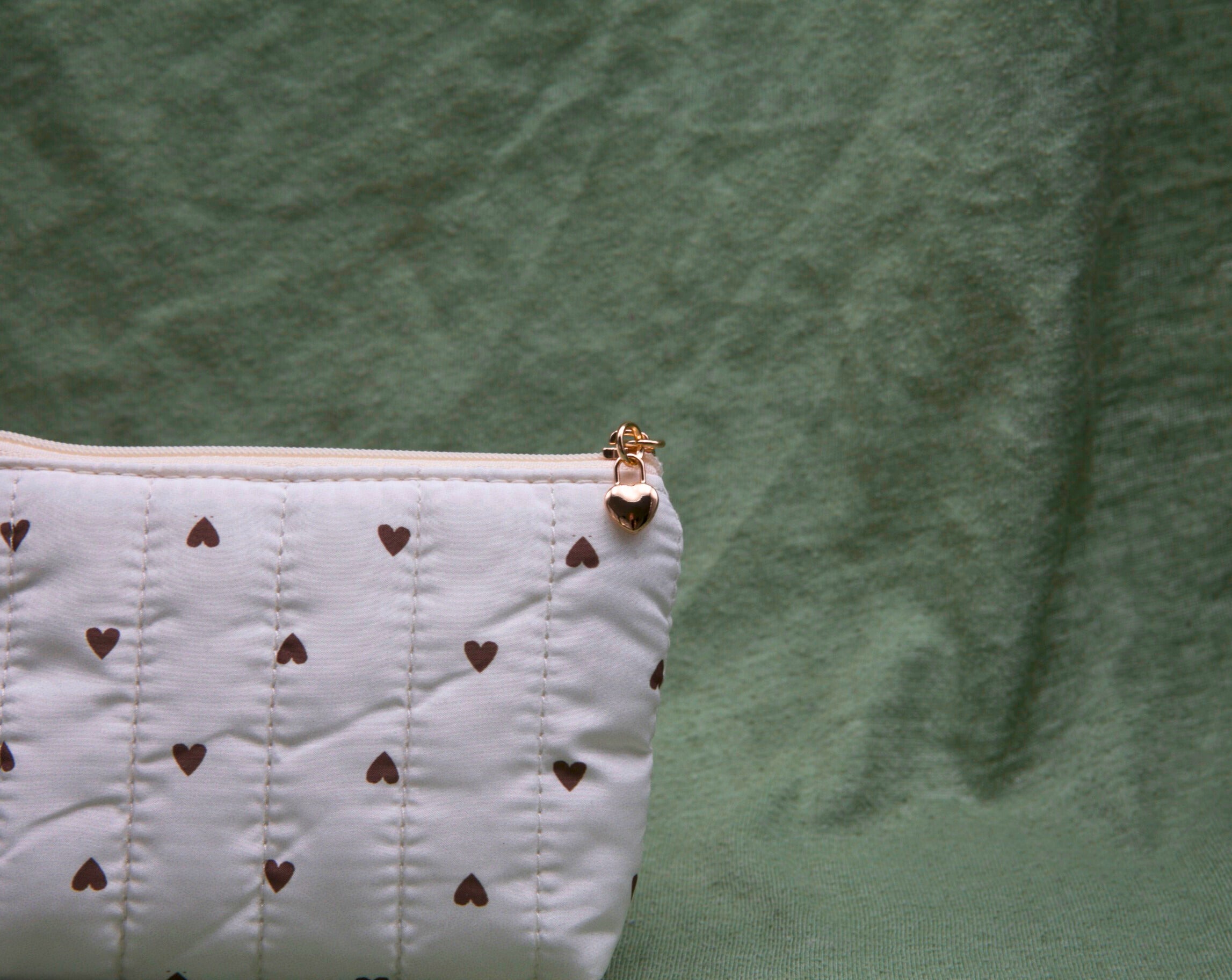 toilettas bruine hartjes