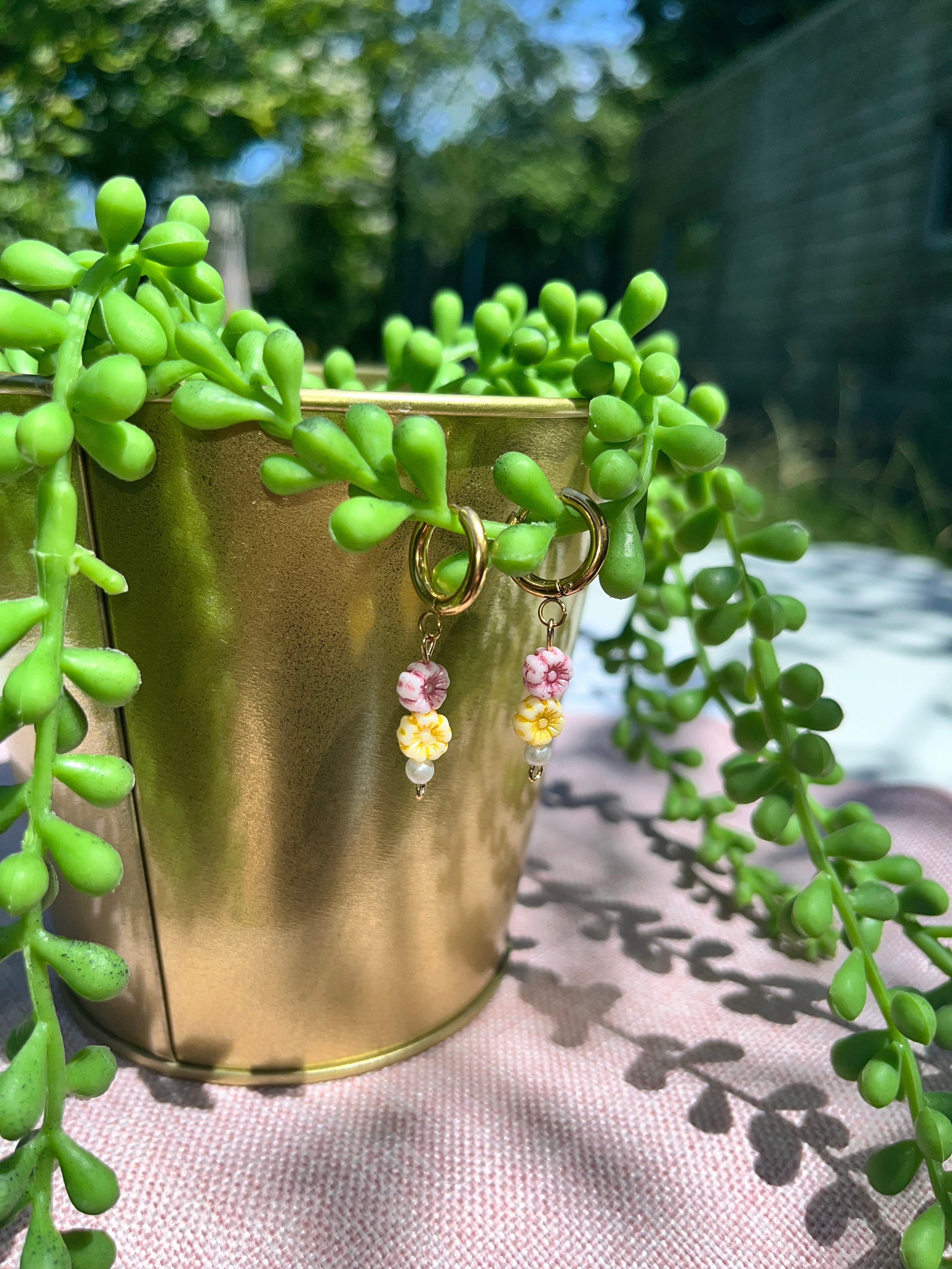 oorbel flower pearl