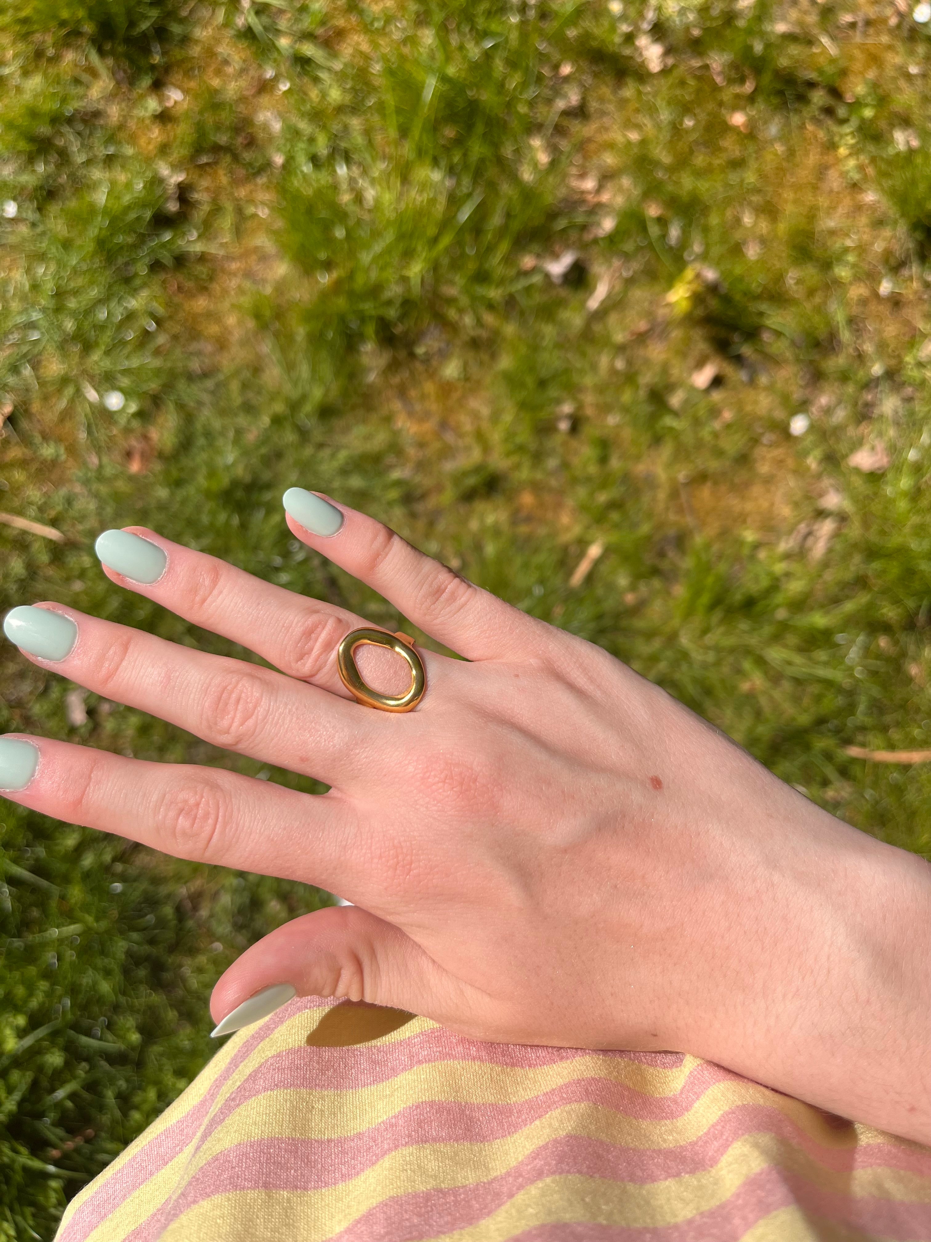 Ring hoop goud