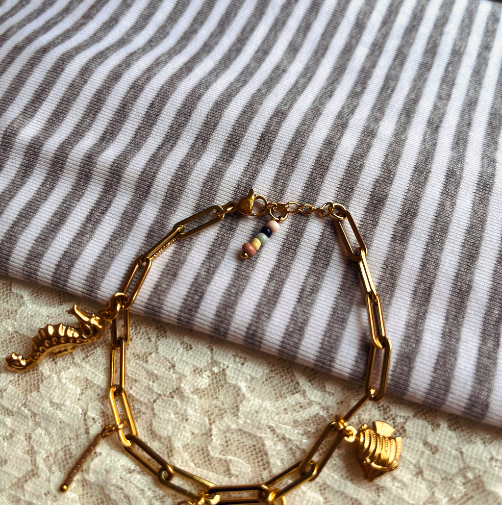Charm armband sea life