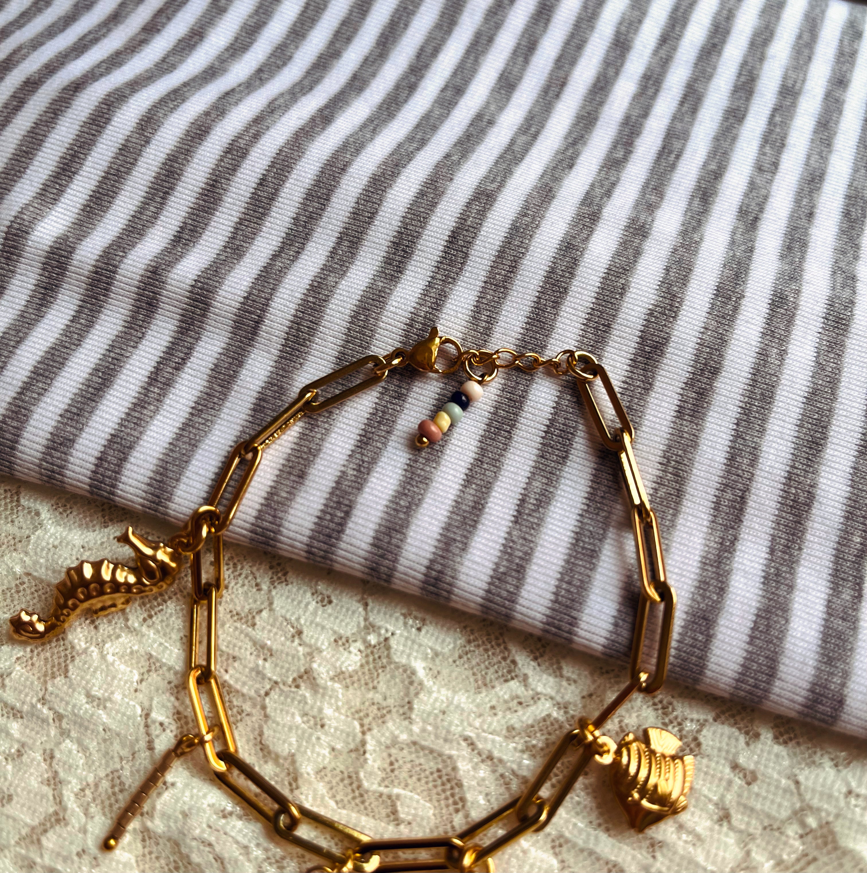 Charm armband sea life