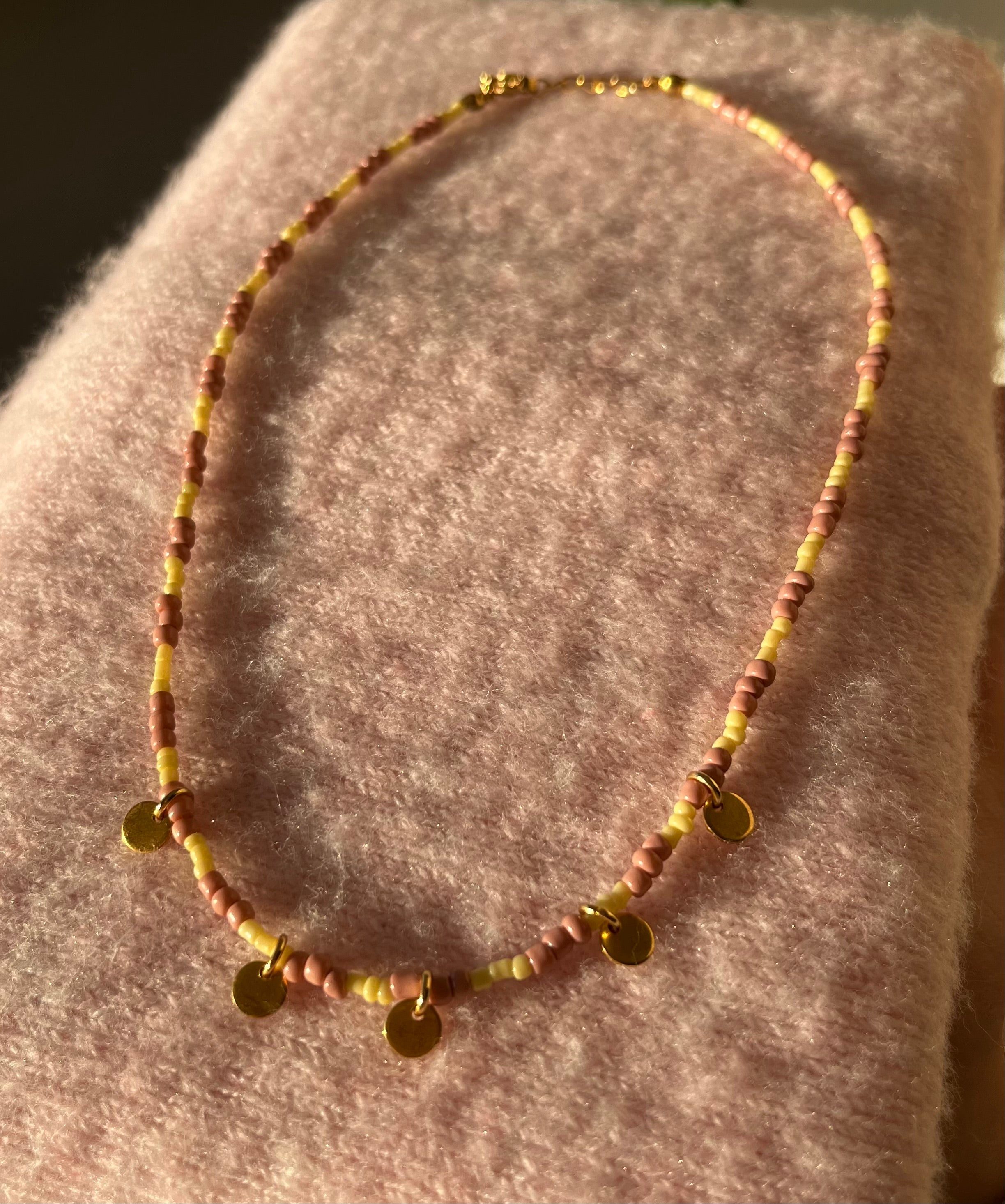 Pearl coins ketting goud