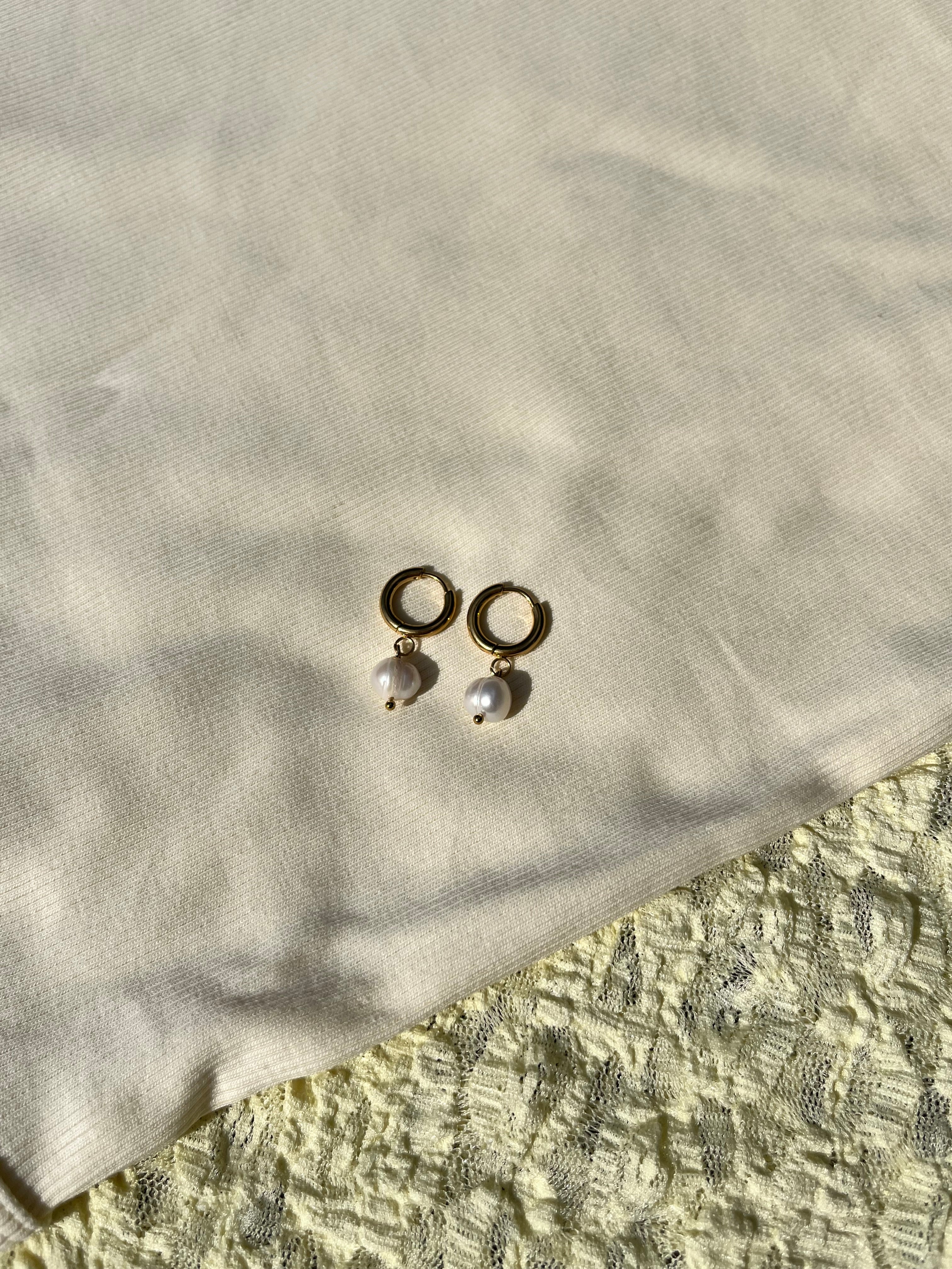 oorbel pearl goud