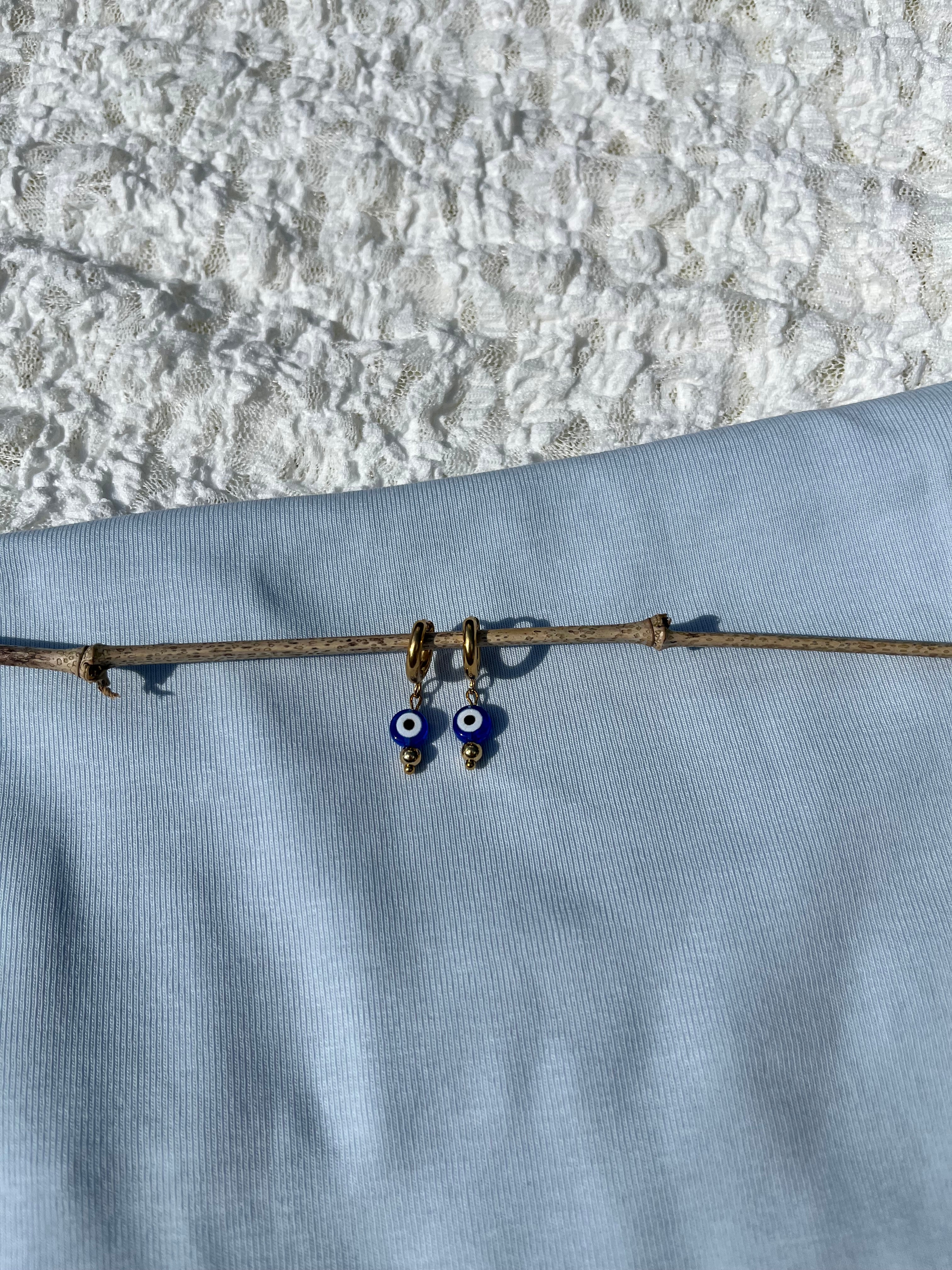 oorbel eye pearl goud