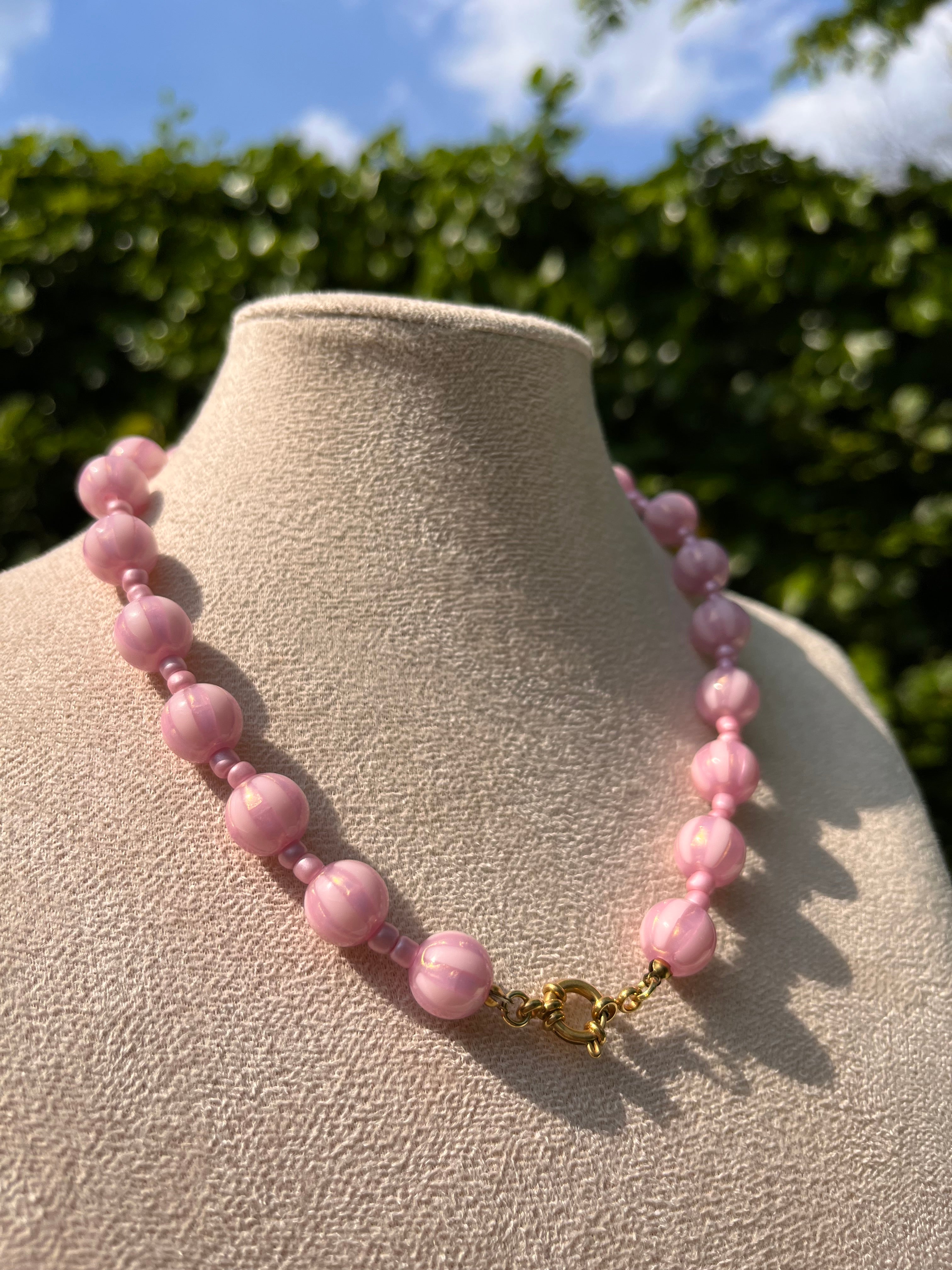 ketting roze streepjes