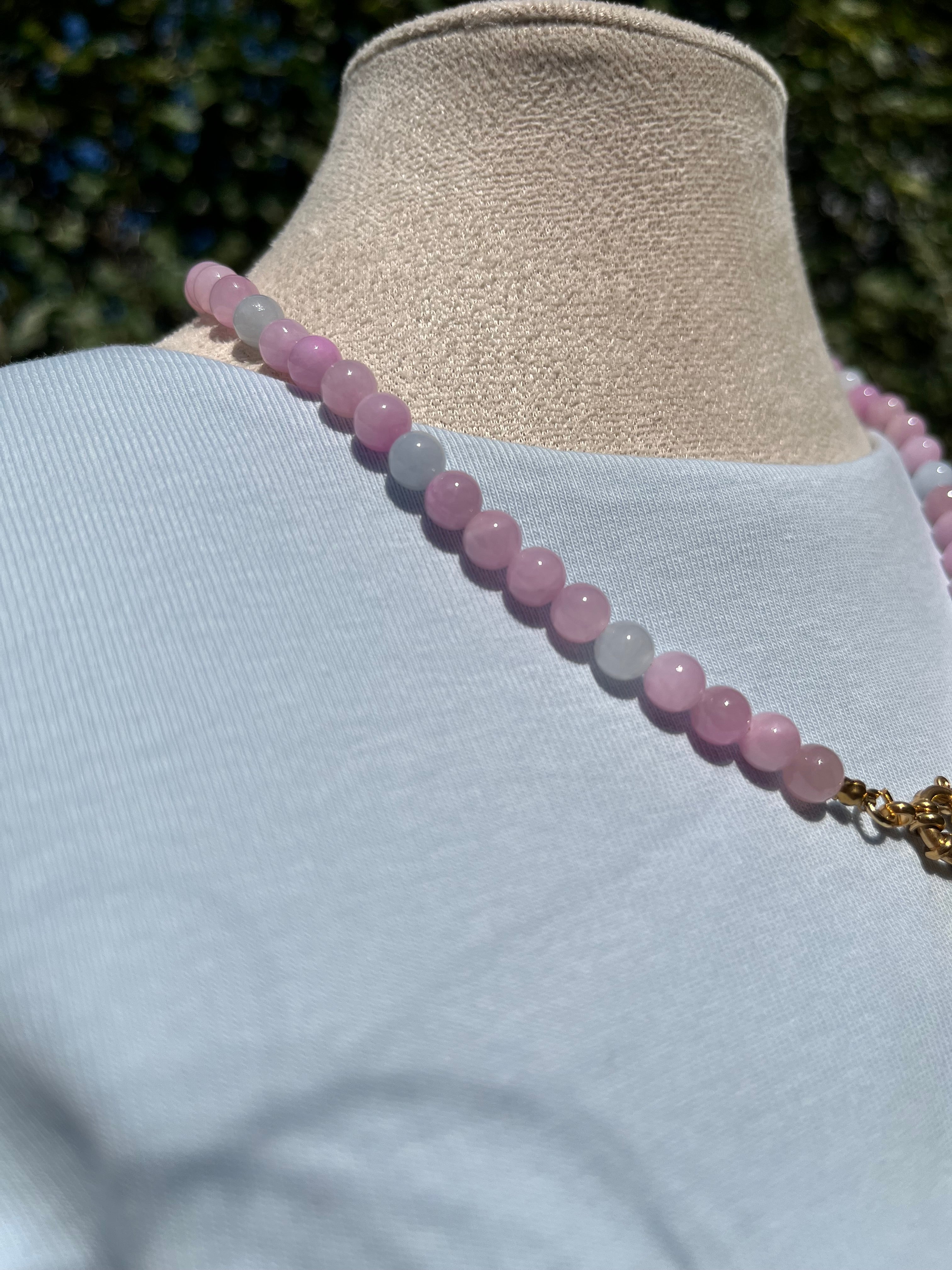ketting natuusteen pastel shell