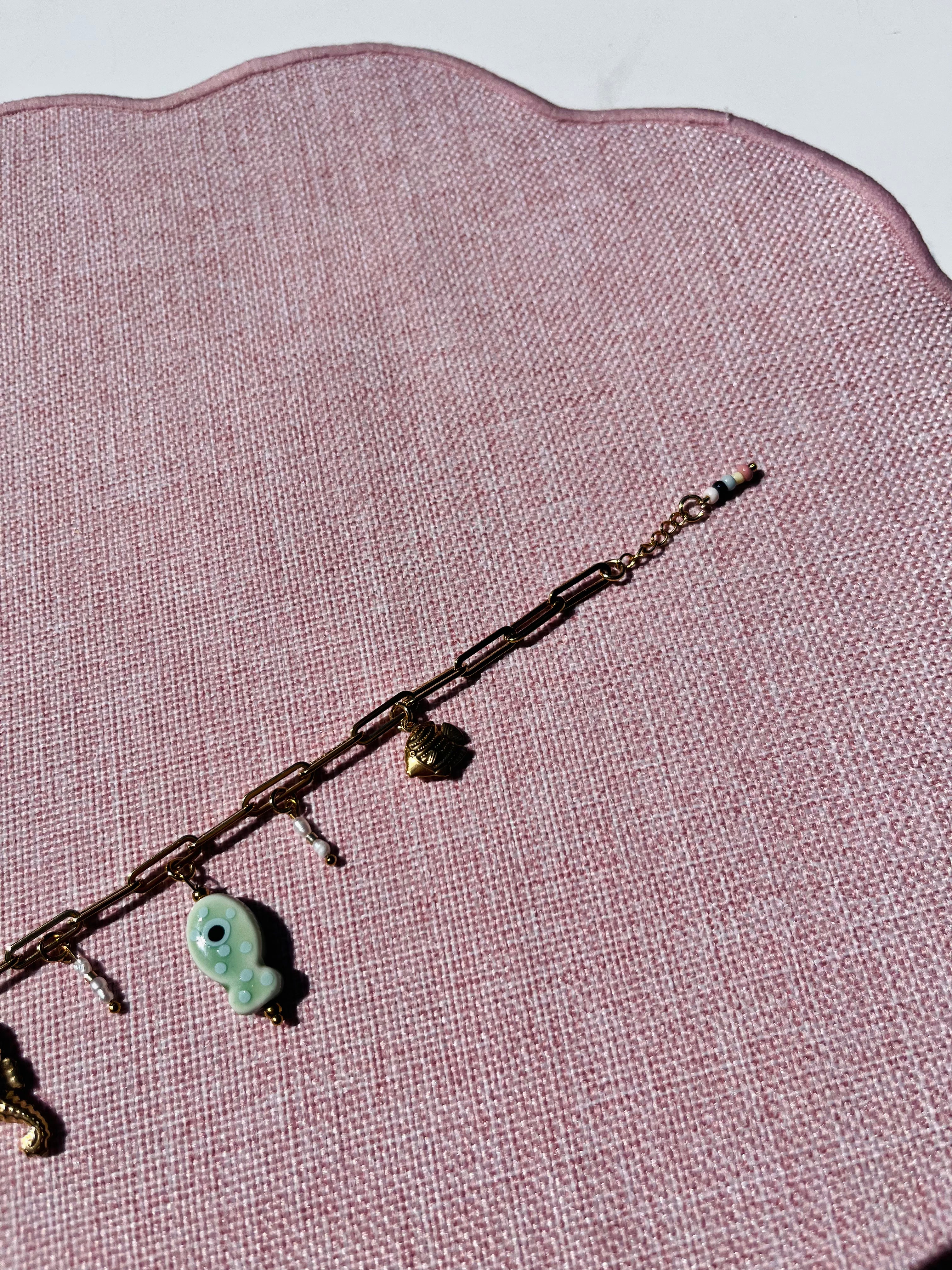 Charm armband sea life