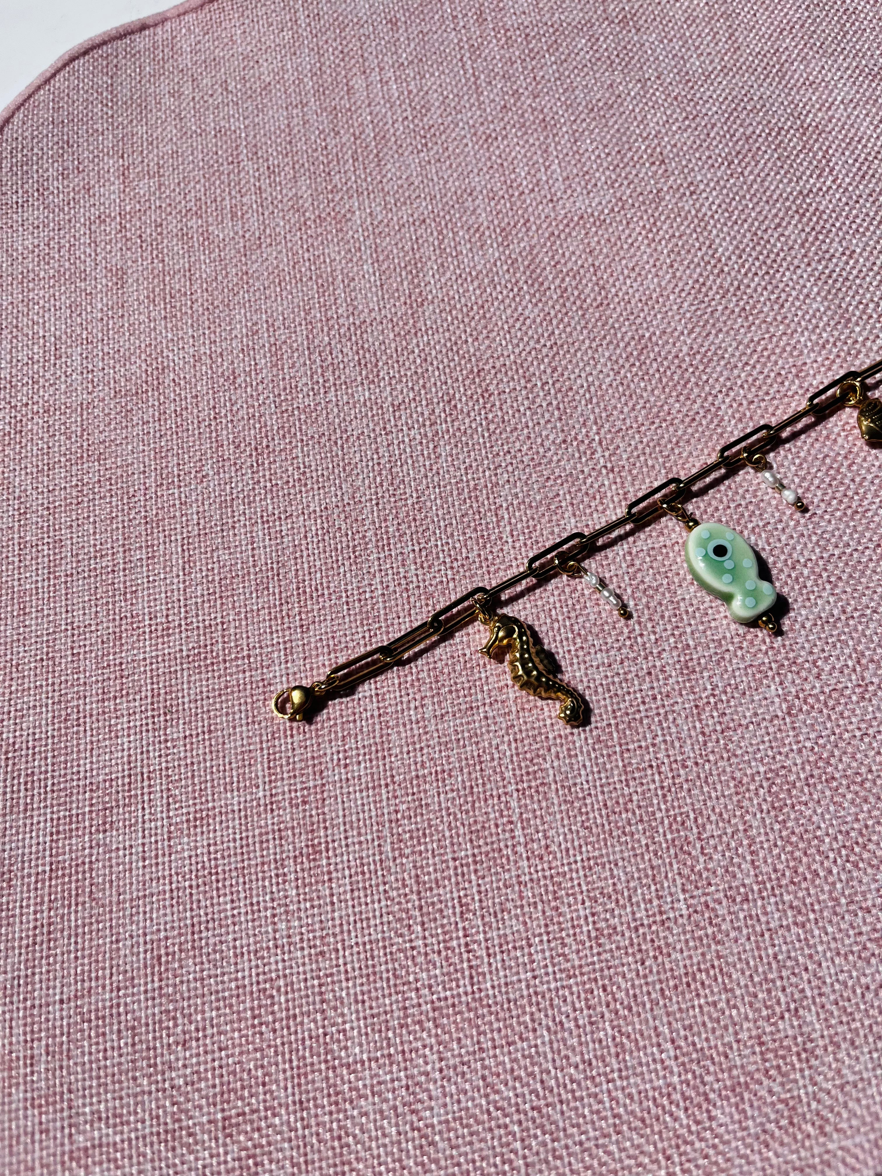 Charm armband sea life