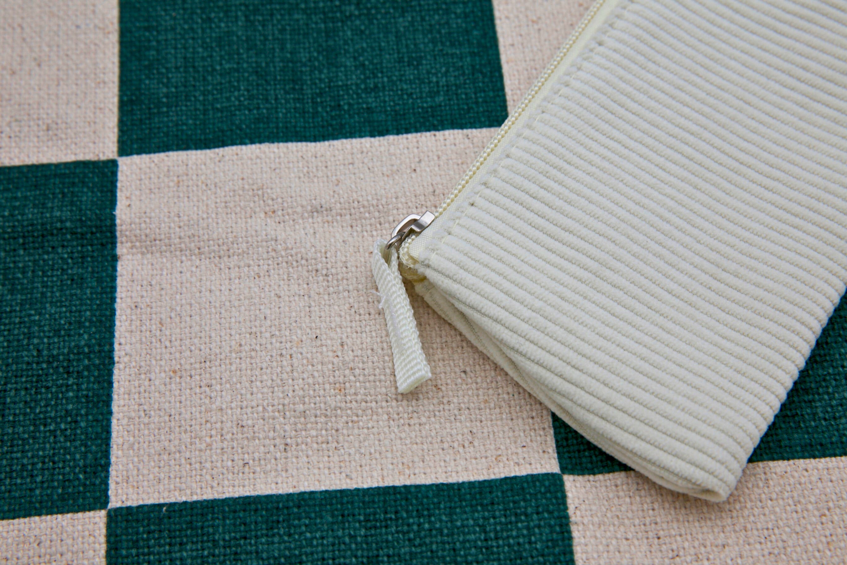 klein basic beige toilettasje