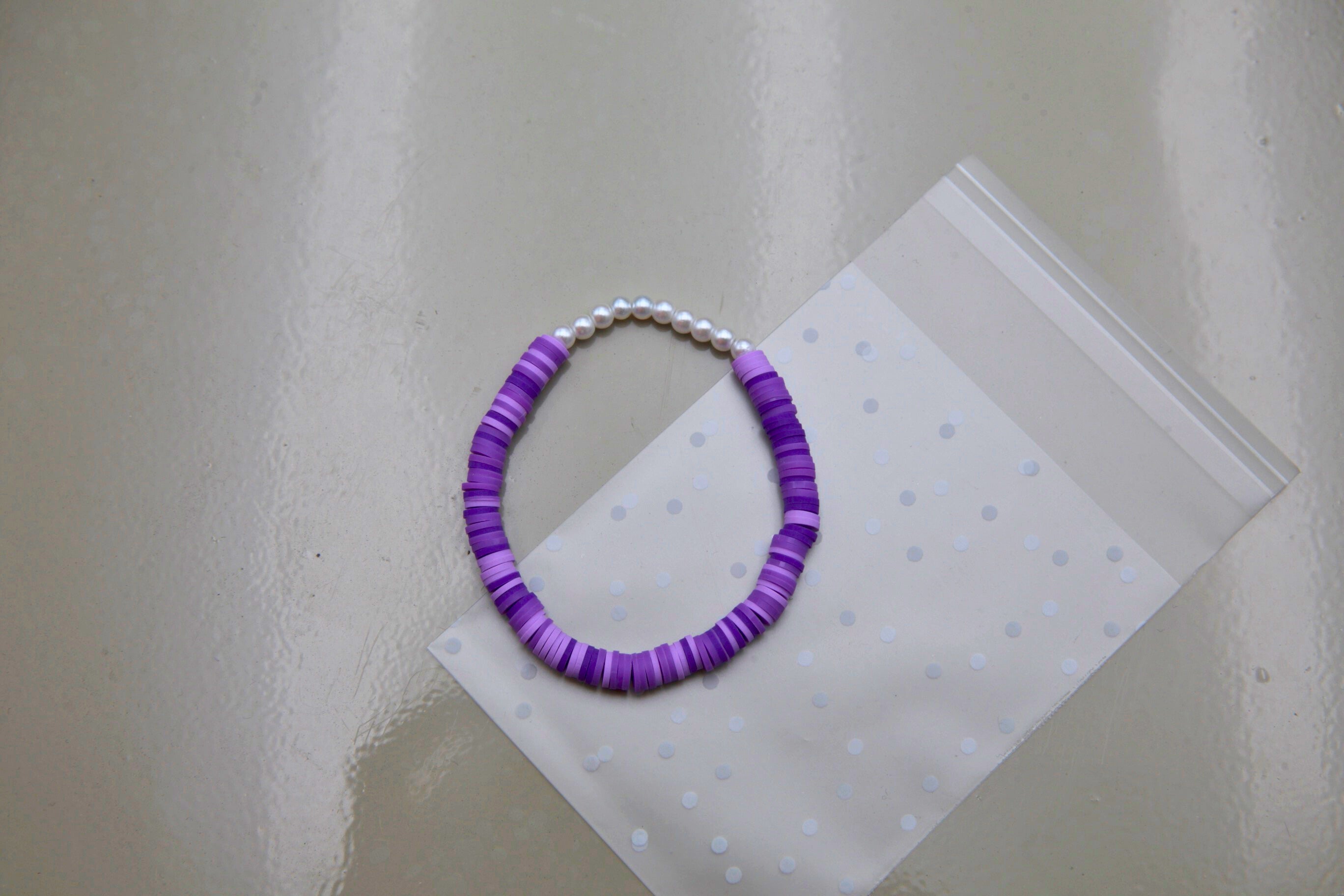 katsuki armband lavendel